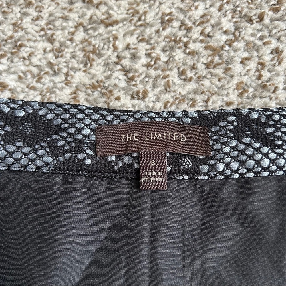 🦋The Limited Black Silver Lace A-Line Mini Pencil Skirt Size 8 Formal Party NYE - Picture 2 of 8